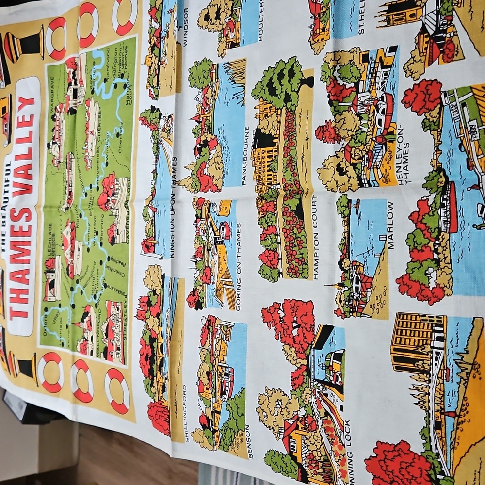 The Beautiful Thames Valley Kitchen Tea Towel